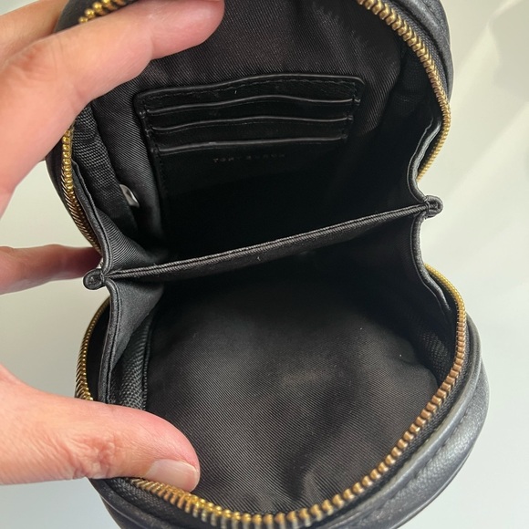 TORY BURCH KIRA QUILTED CROSSBODY BAG - Picture 8 of 11